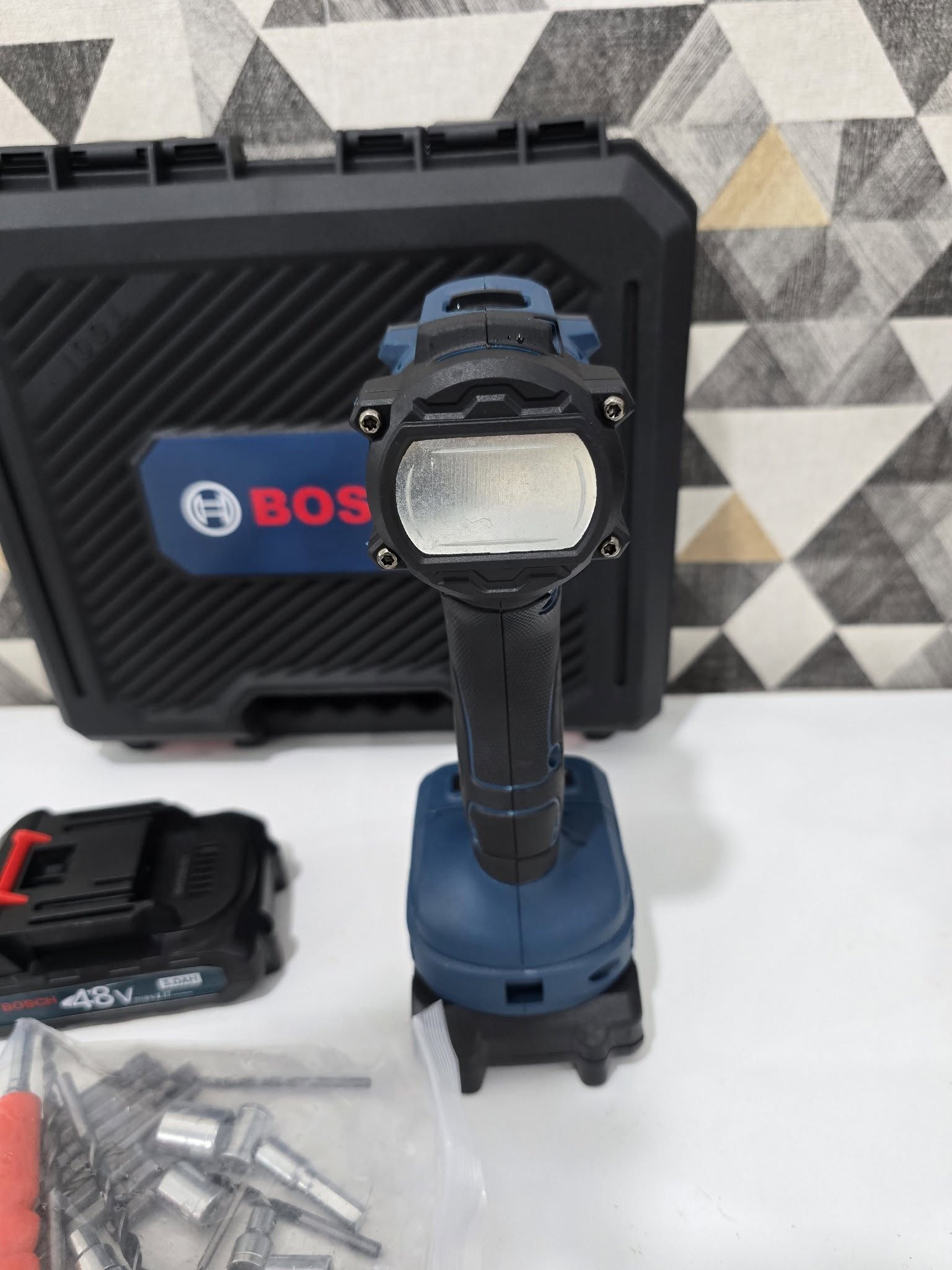 Visseusse Brushless Bosch + Accessoires